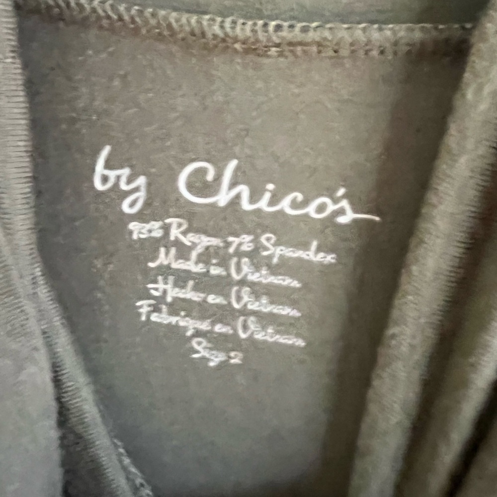 Chico's Green Turtleneck Sweater with Relaxed Fit - Picture 3 of 3